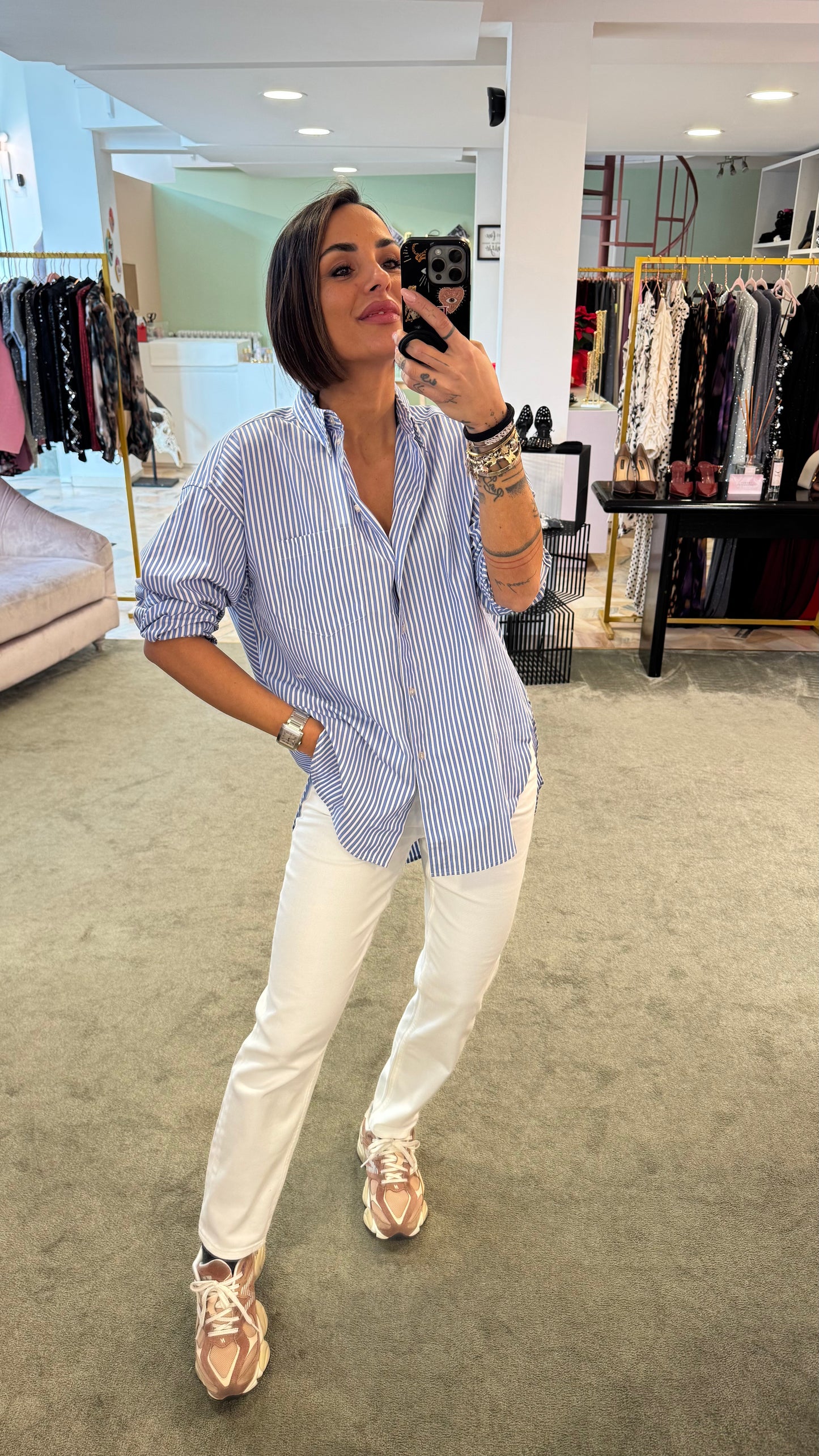 Camicia a righe azzurra e bianca over in cotone jx