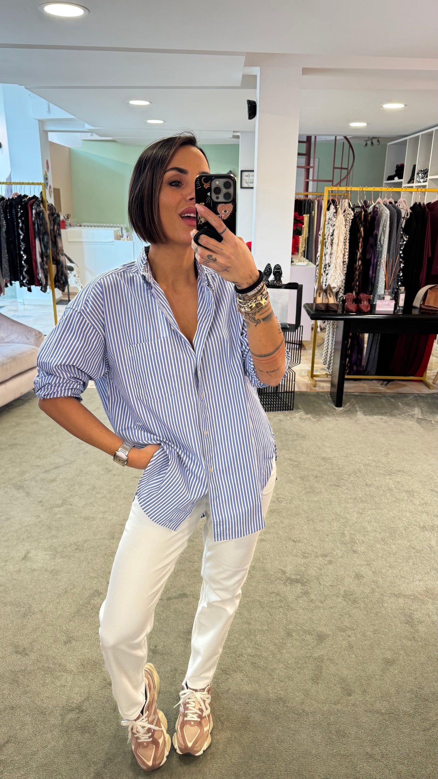 Camicia a righe azzurra e bianca over in cotone jx